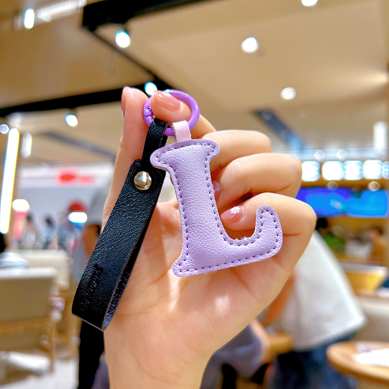 Creative PU Leather 26 Letter  - Monogram Keychain Leather avaliação e preço