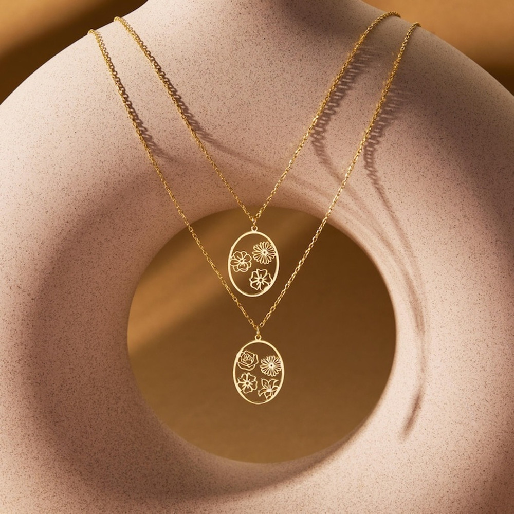 Custom Birth Flower Necklace P - Birth Flower Necklace avaliação e preço