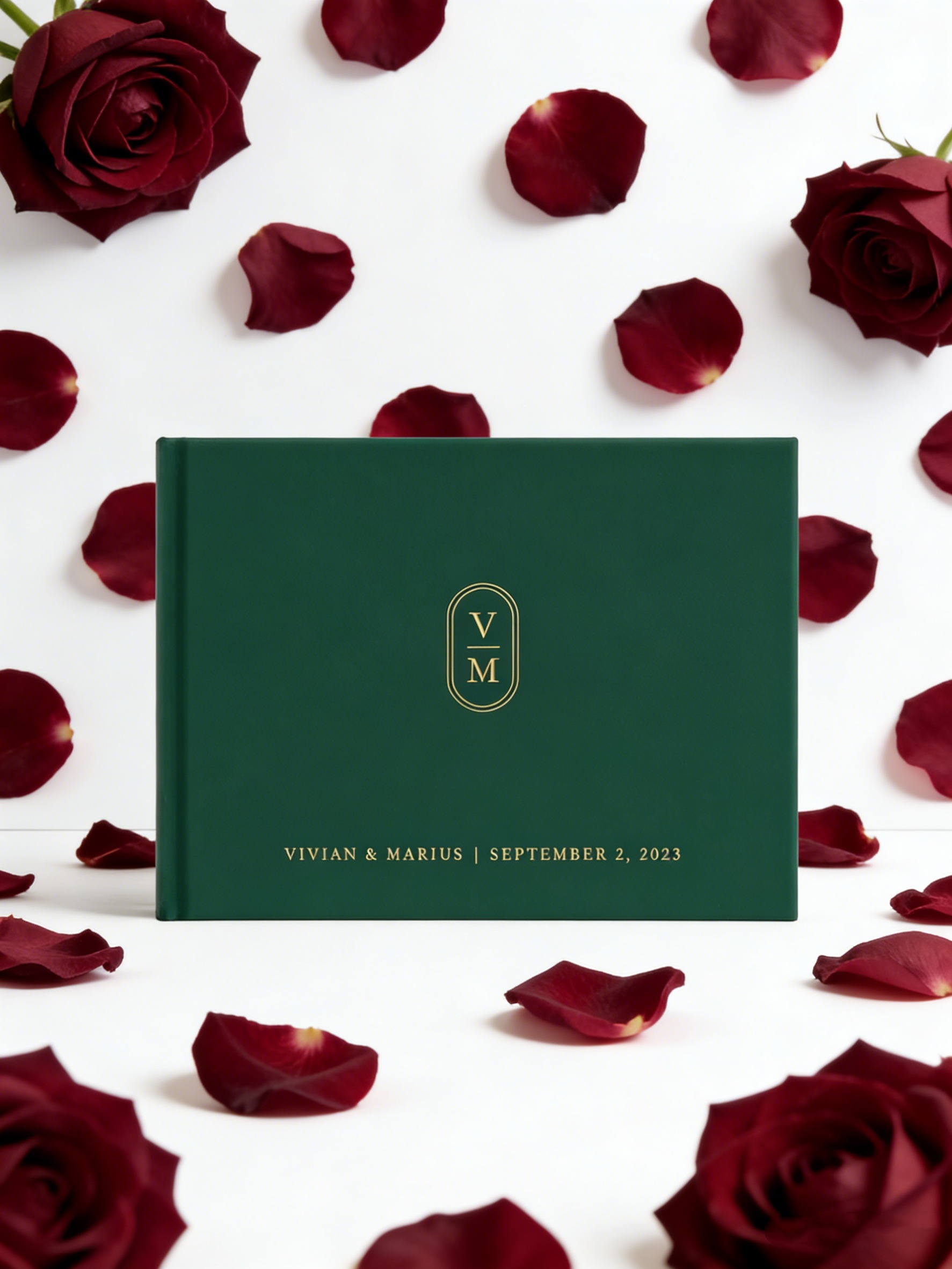 Custom Elegant Wedding Guest B - Custom Photo Book avaliação e preço