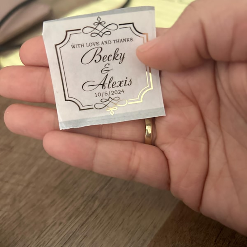 Custom Gold Foil Wedding Favor - Personalised Candle Label avaliação e preço