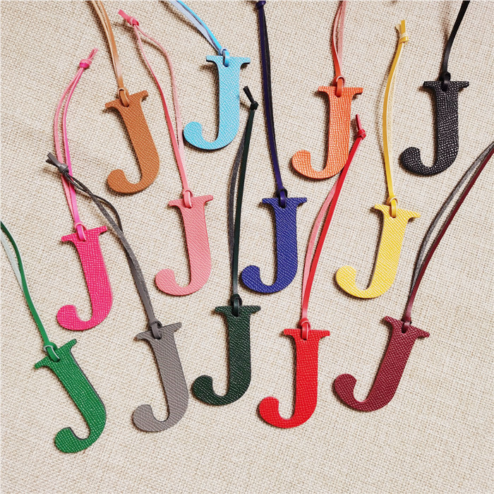 English Letter H I J K L M N A - Monogram Keychain Leather avaliação e preço